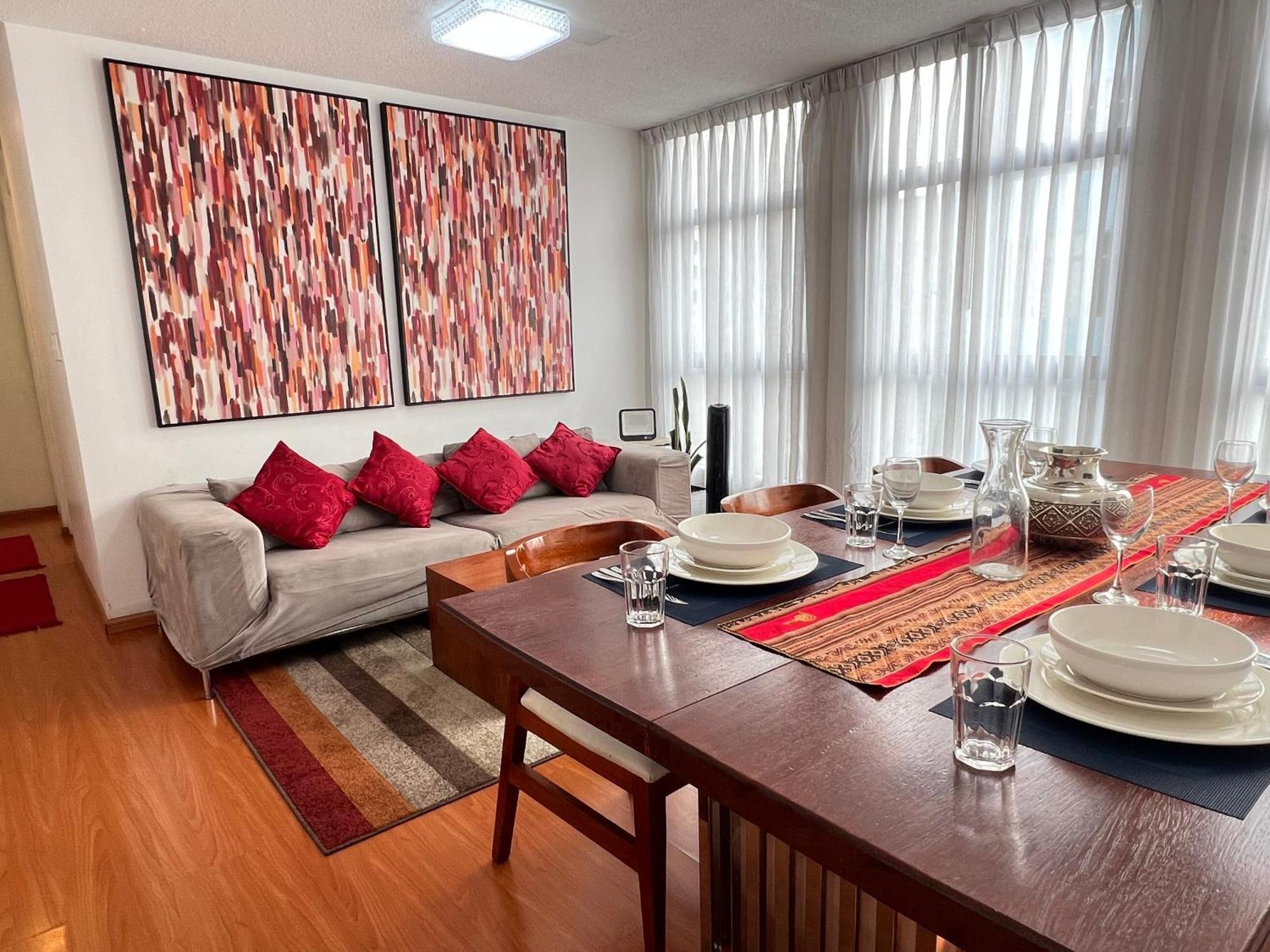 Downtown Lima Apt With May Promo Book & Save Big Exteriér fotografie