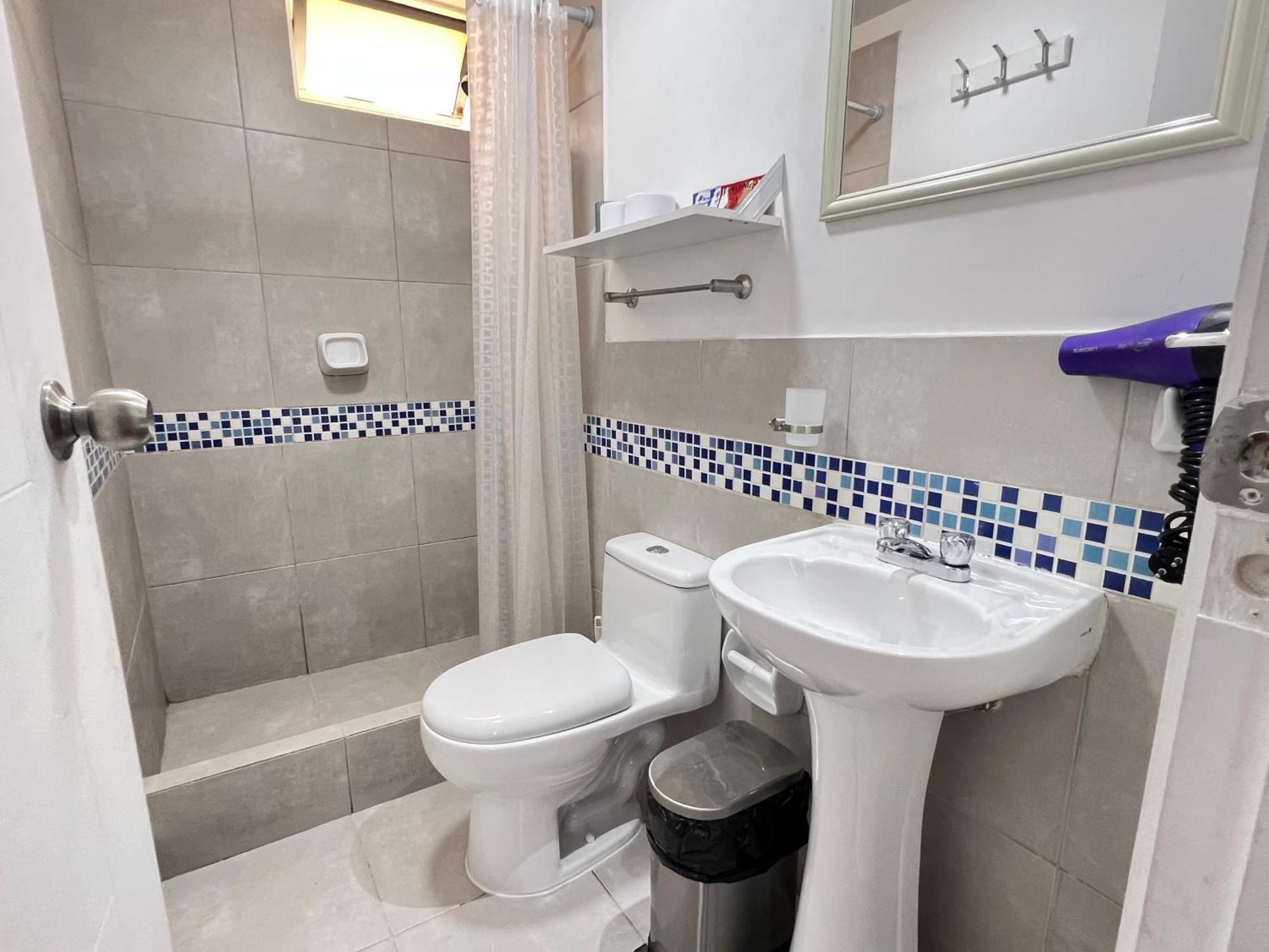 Downtown Lima Apt With May Promo Book & Save Big Exteriér fotografie