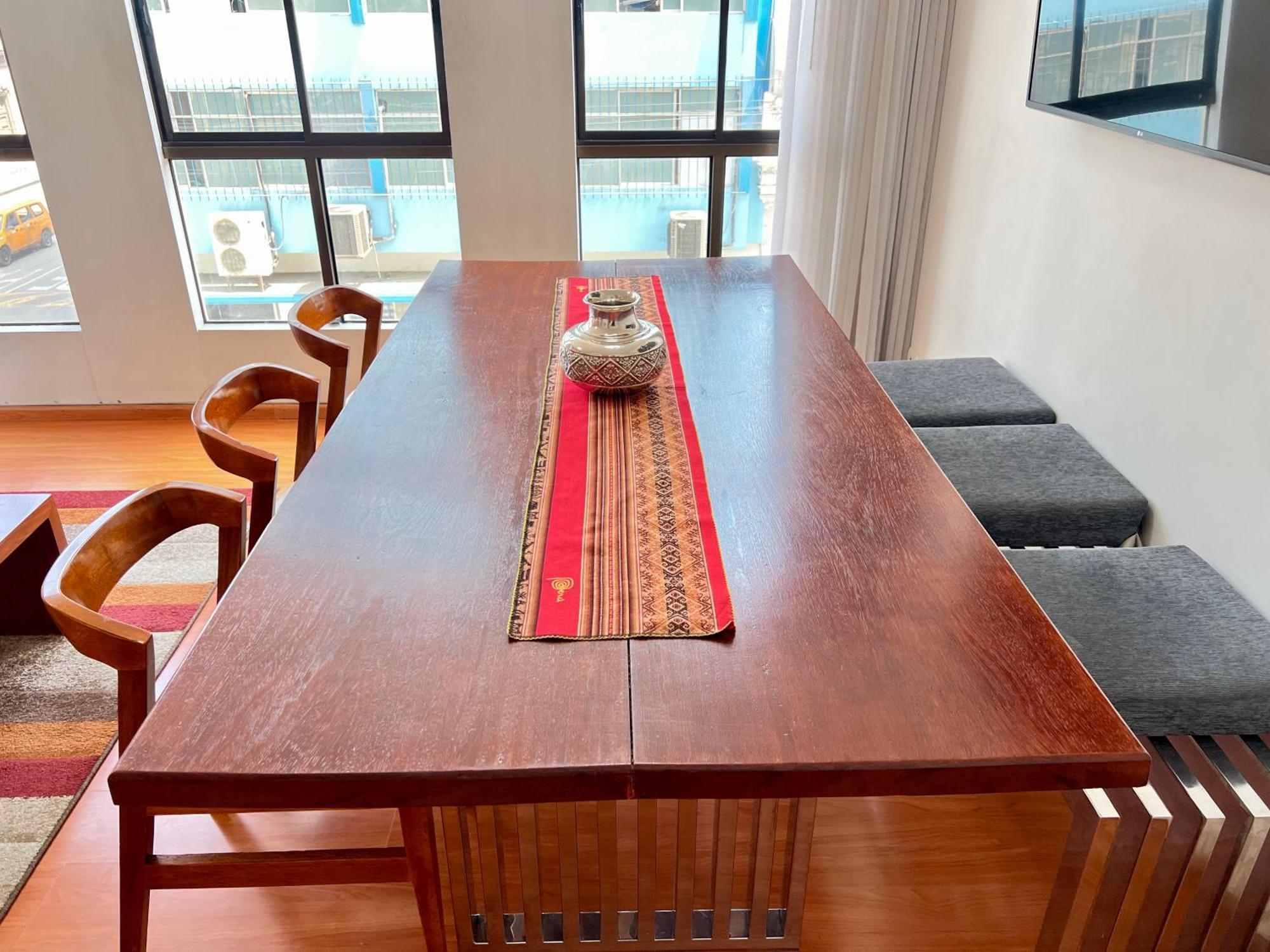 Downtown Lima Apt With May Promo Book & Save Big Exteriér fotografie