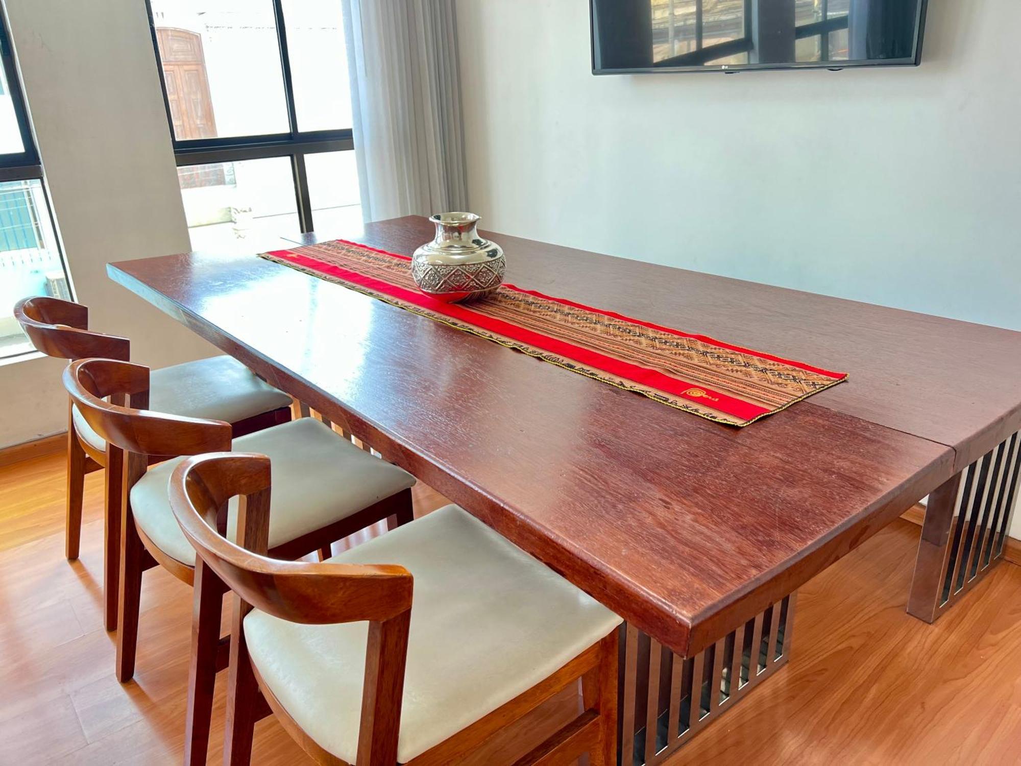 Downtown Lima Apt With May Promo Book & Save Big Exteriér fotografie